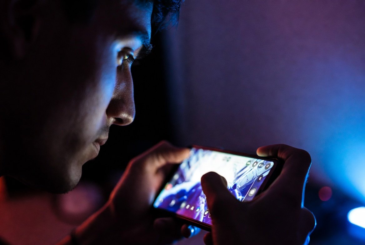 Level Up Mobile Play: Practical Ways to Improve Smartphone Gaming Performance