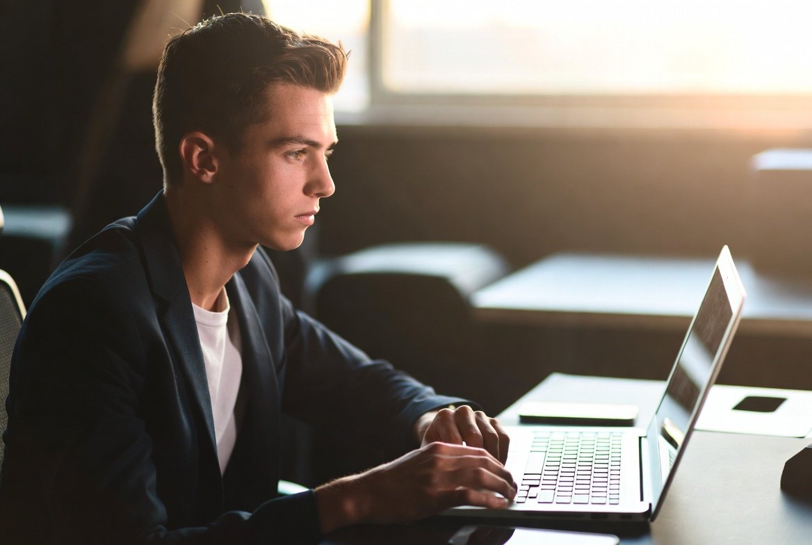 The AI Advantage: How to Use Tech to Boost Your Life